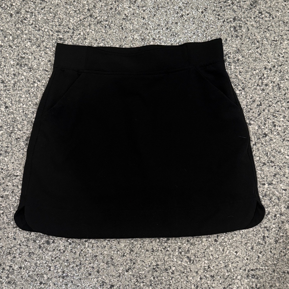 Elegant Black Mini Skirt